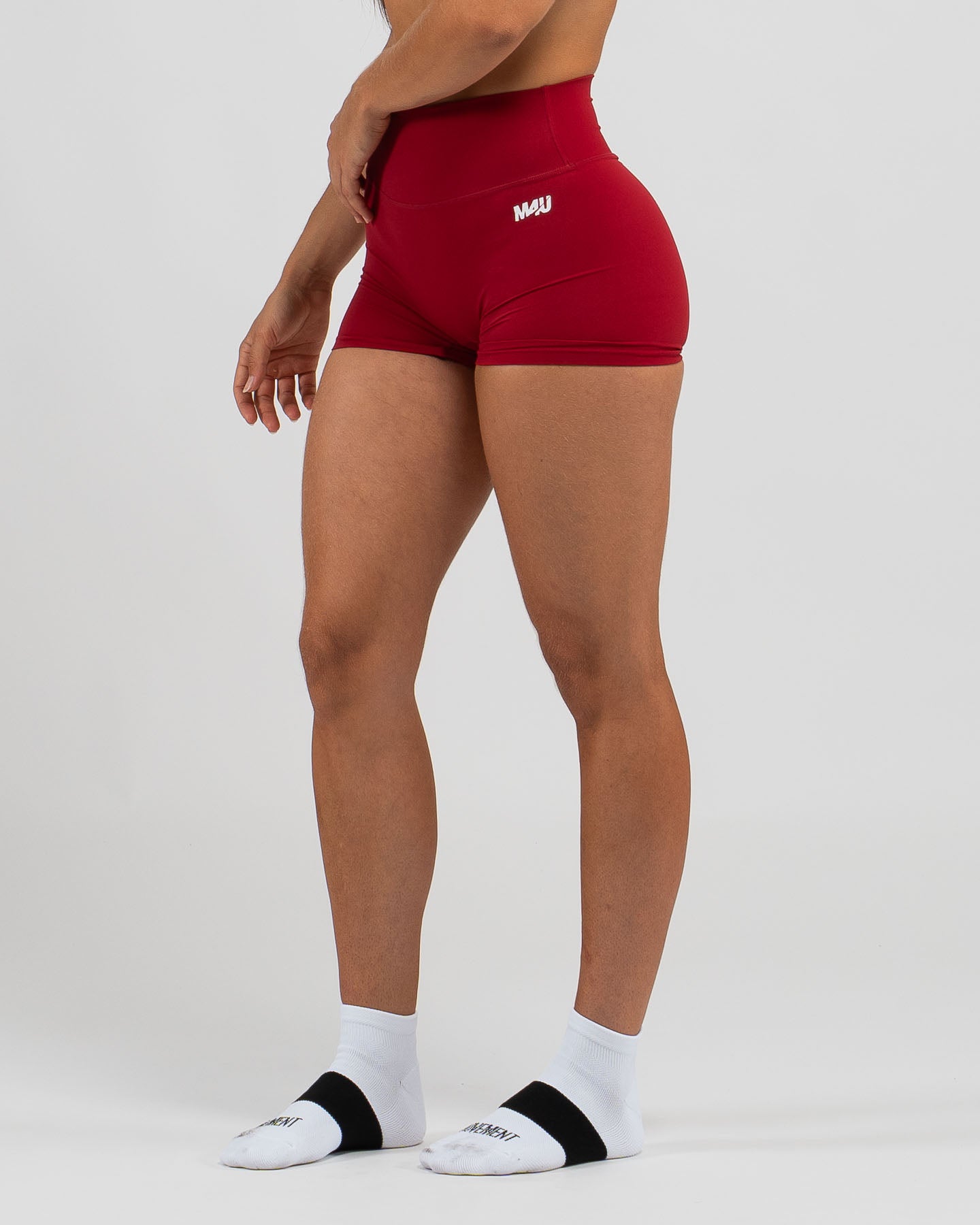 SHORTS PERFORMANCE | CHERRY